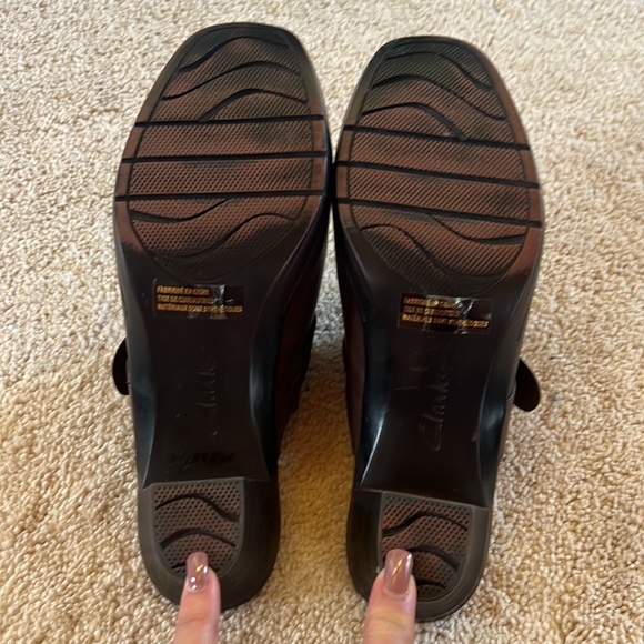 Clarks Bendables Brown Women Slip On - Picture 6 of 9